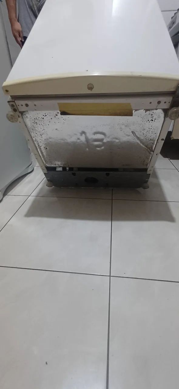 Freezer Eletrolux f170 funcionando perfeito - Foto 2