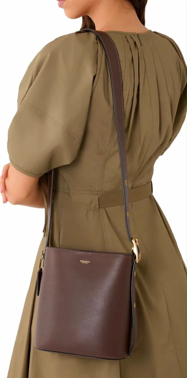 Bolsa Coach Bleecker Bucket 21  - Foto 2
