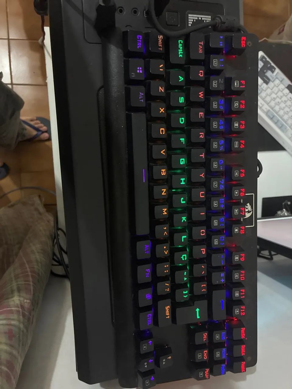 Teclado redragon dark avenger - Foto 3