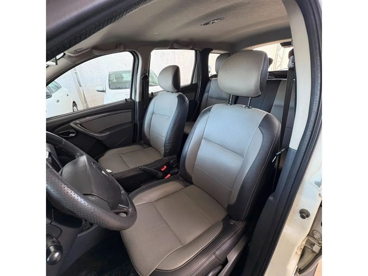 Renault Duster Dynamique 2.0 Hi-flex 16V Mec. 2014 - Foto 4