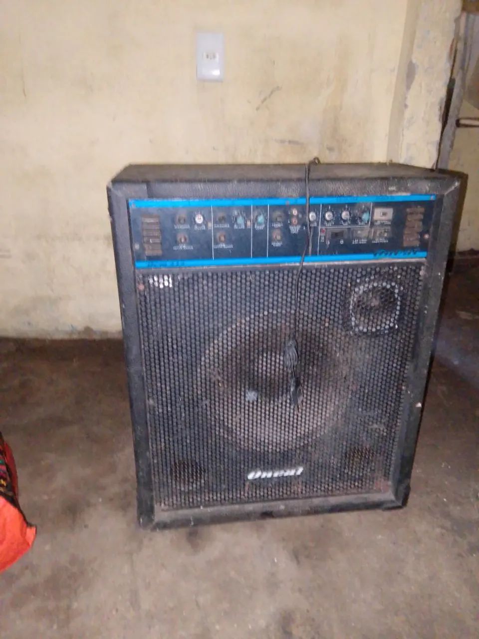 Vendo caixa de som normal com audio e vídeo precisando trocar  - Foto 2