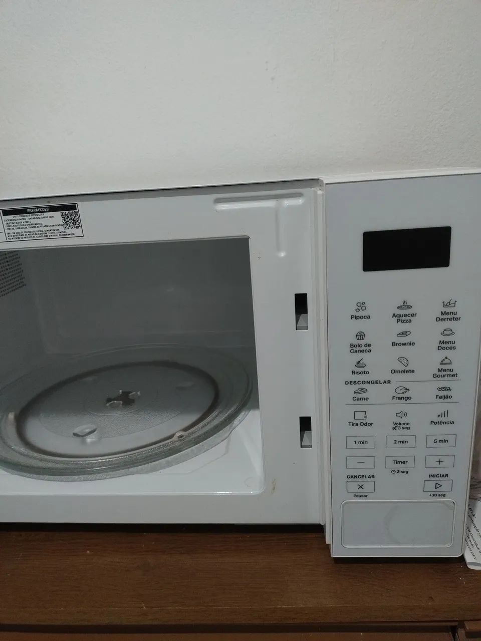 Microondas Brastemp branco 38 litros  - Foto 3
