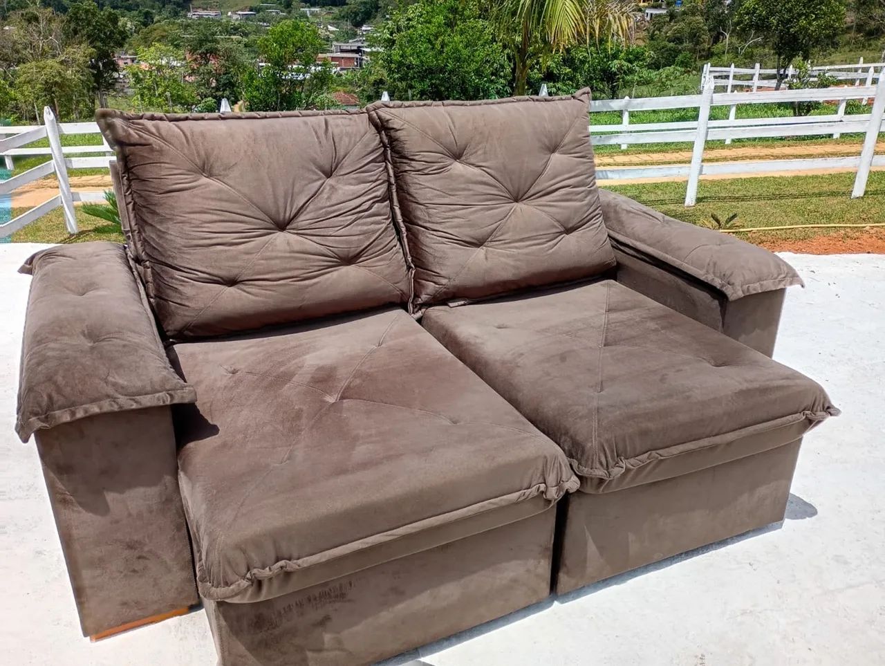 Sofa retratil 2m marrom top !!! - Foto 3
