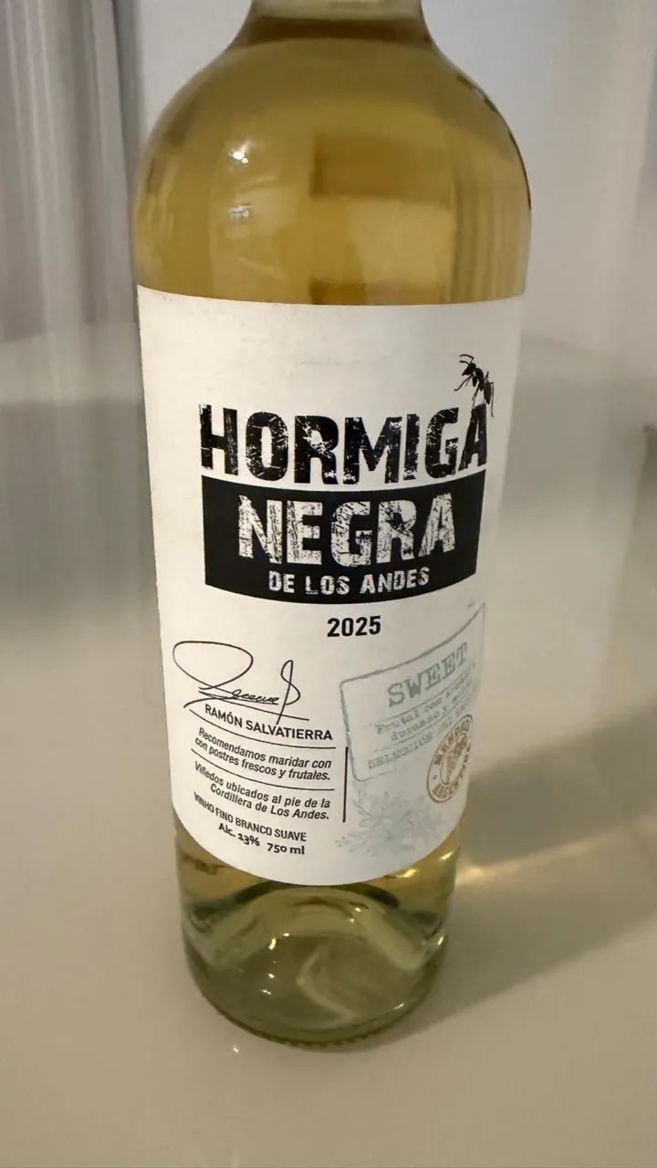 24 garrafas de vinho - Foto 2