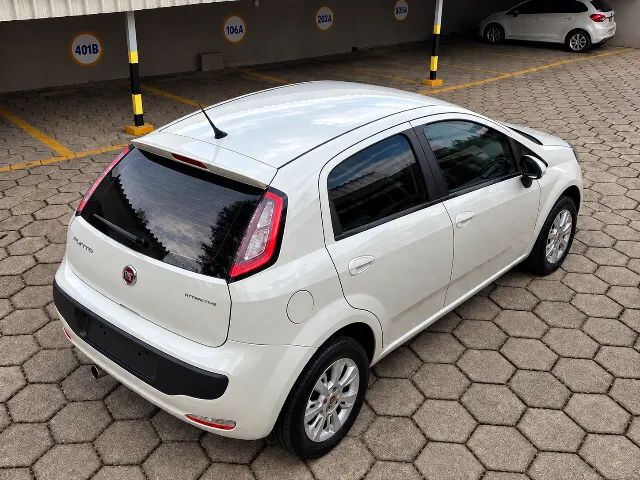 Fiat Punto Attractive 1.4 Fire Flex 8V 5P 2014