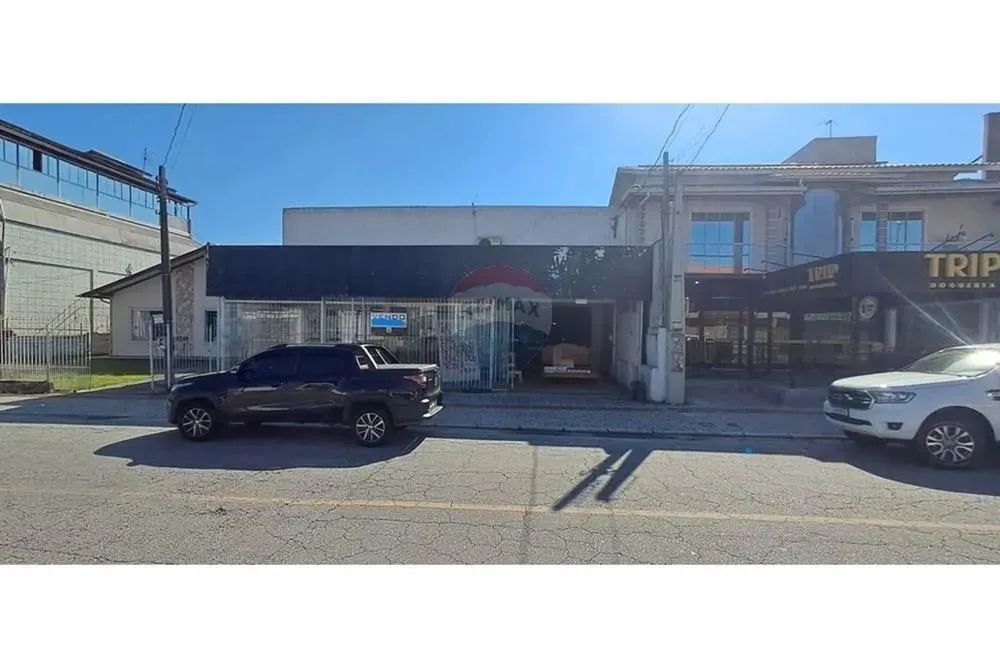 "Galpão em Palhoça: Oportunidade Imperdível!"