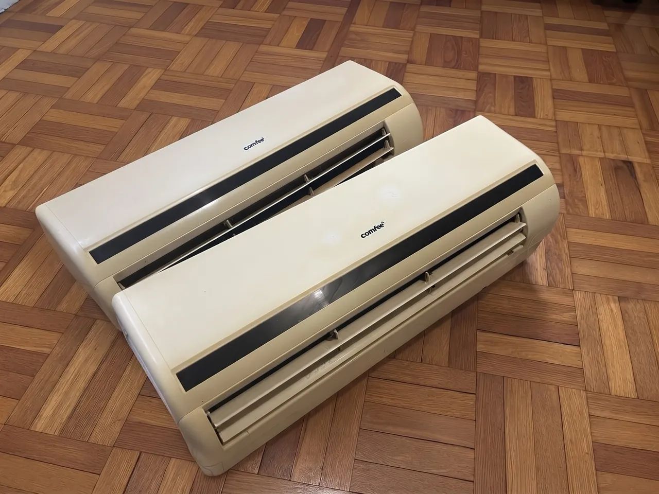 2 Ar Condicionados Split Comfee 12.000 BTUs 220V  - Funcionando - Foto 2