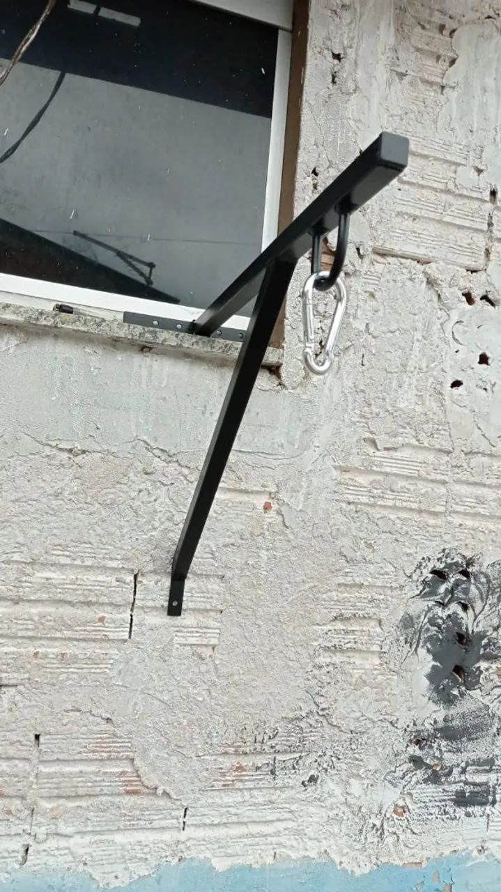Suporte para saco de pancadas 