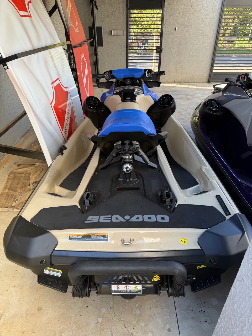 Jet ski sea doo wake 170 