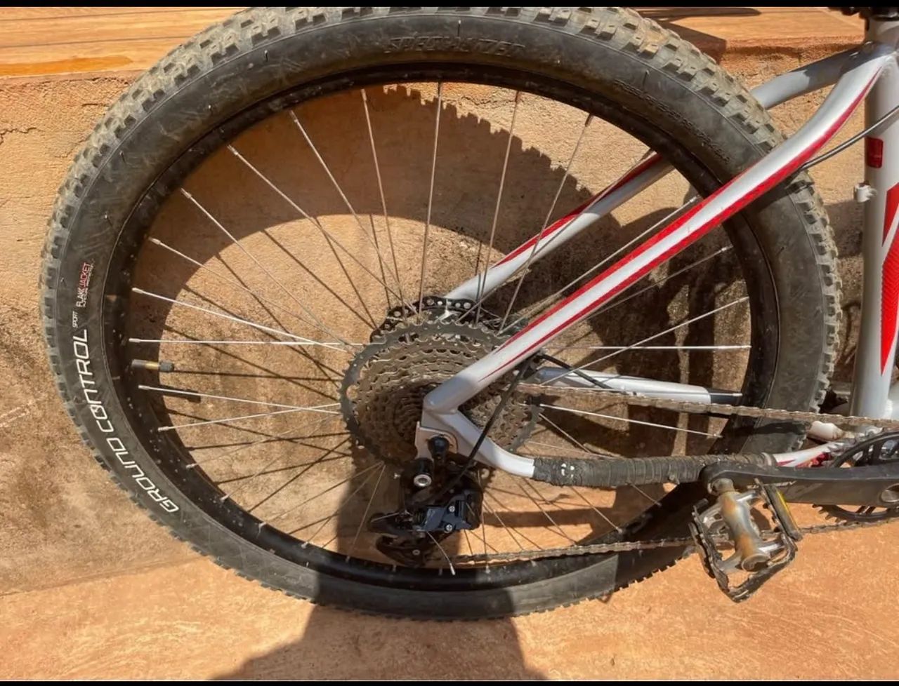 Vendo bicicleta aro 29  - Foto 4