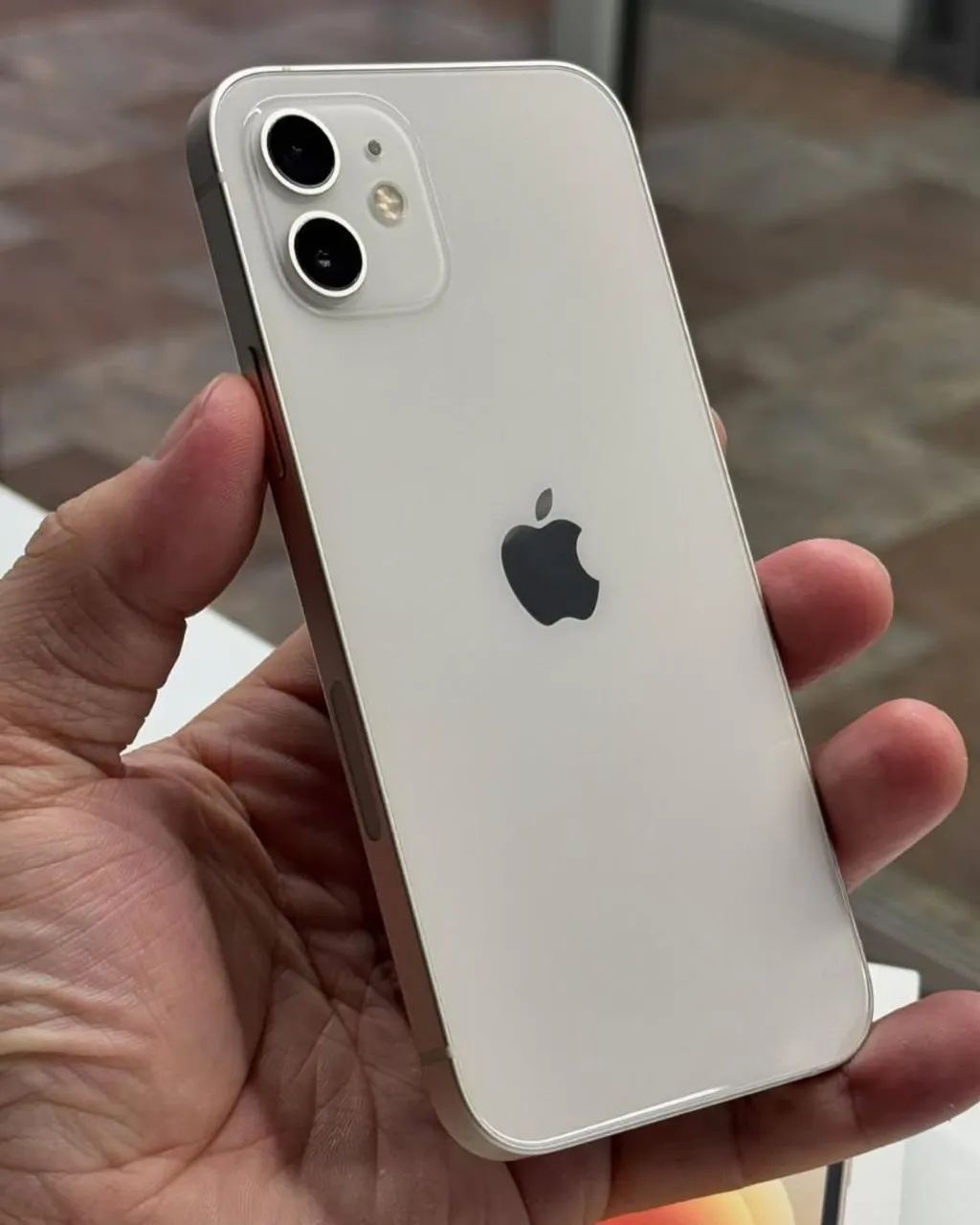 iPhone 12 branco 