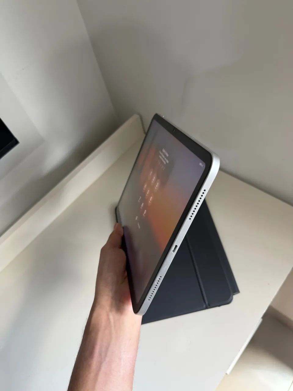 iPad 10 geração 64gb + Apple Pencil e teclado 