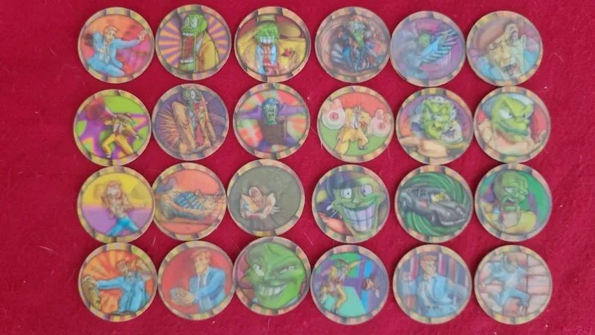 Lote com 24 tazos O Máskara da Elma Chips