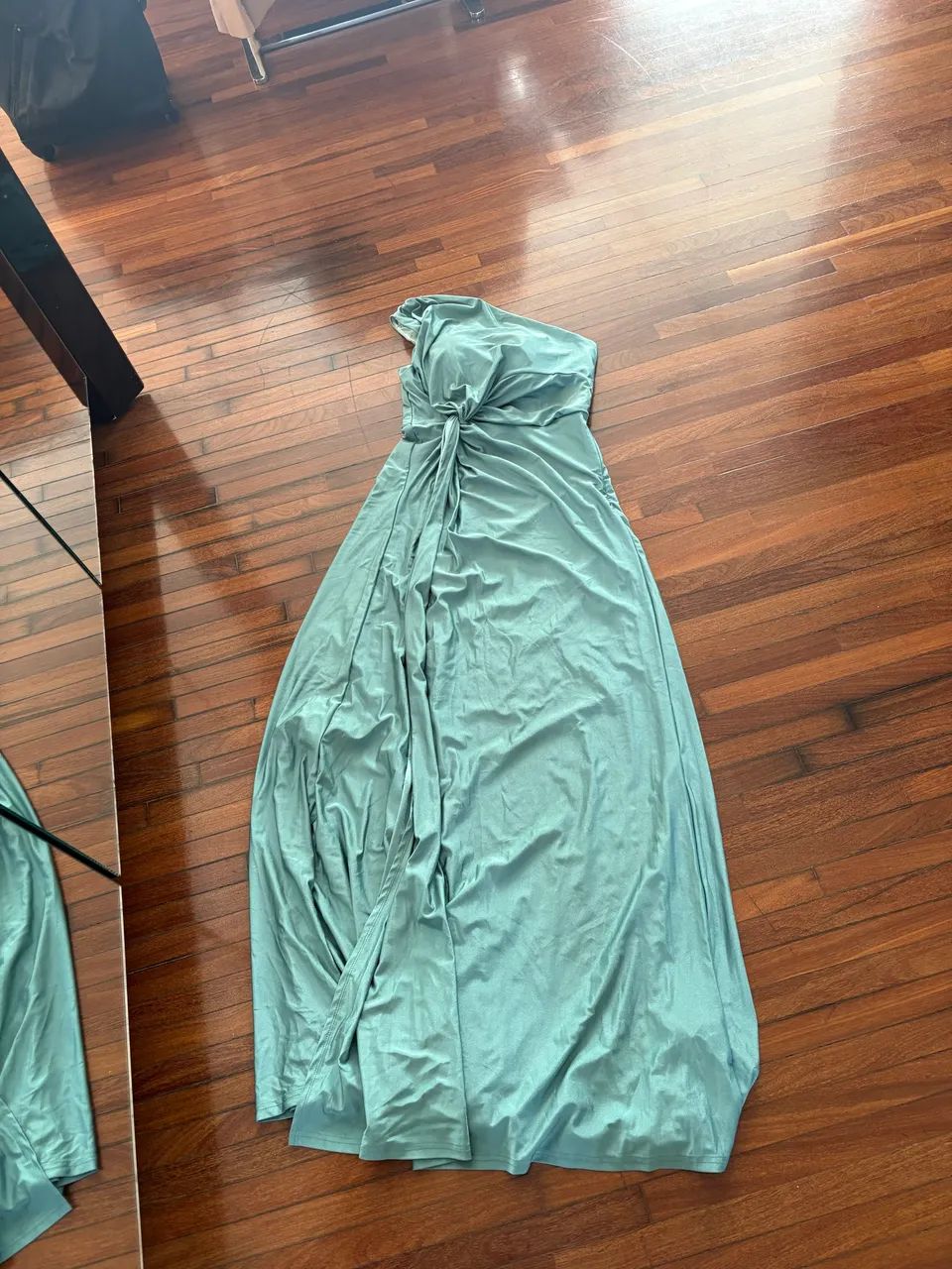 vestido romântico um ombro verde - Foto 2