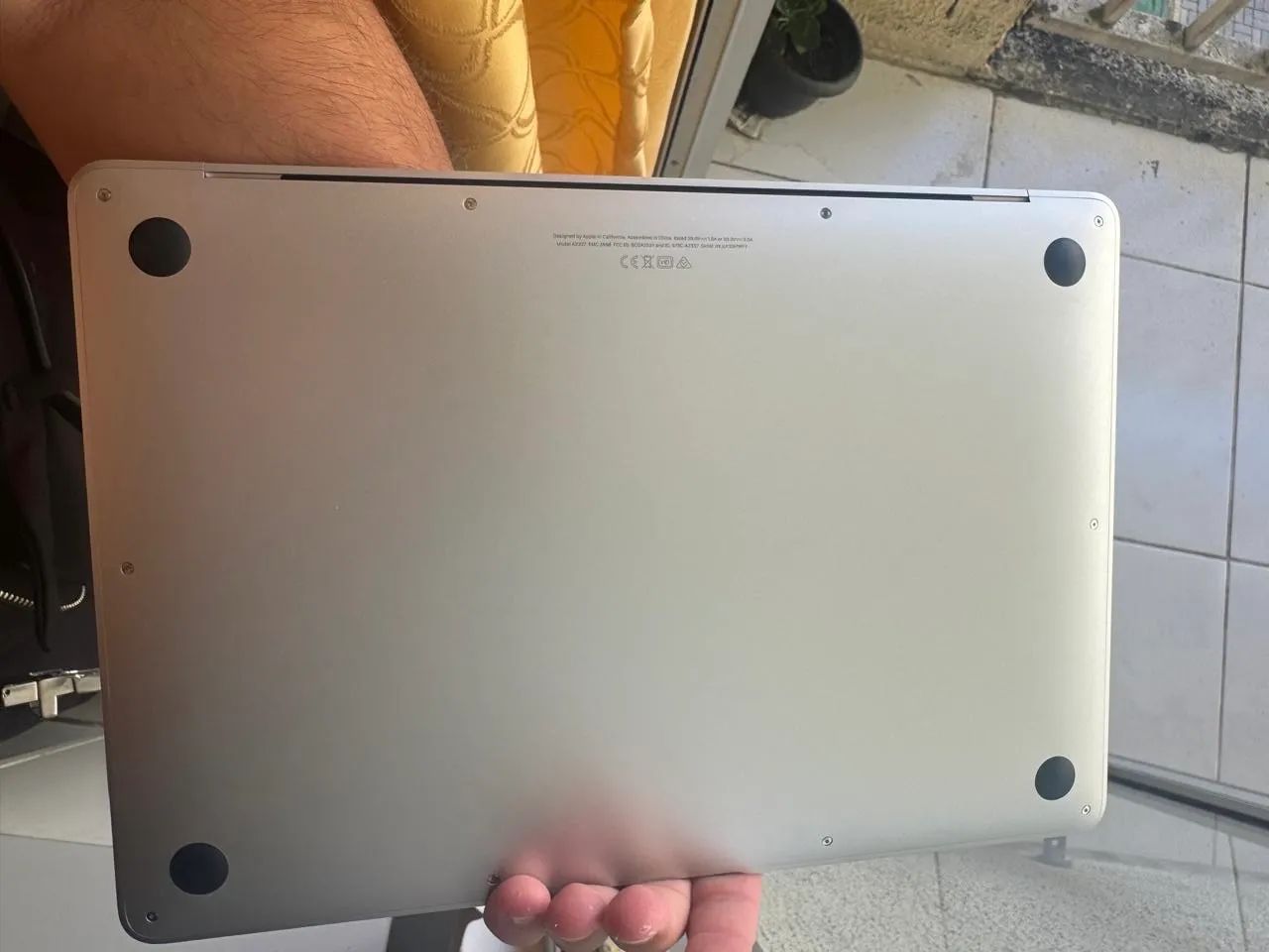 MACBOOK AIR M1 256GB - Foto 3