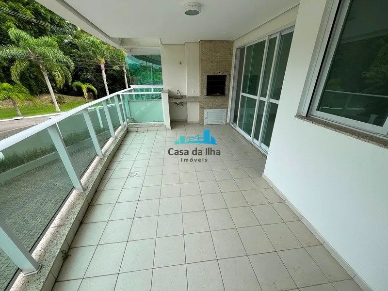 Apartamento amplo no Cacupé com 3 suítes 2 vagas - Foto 2