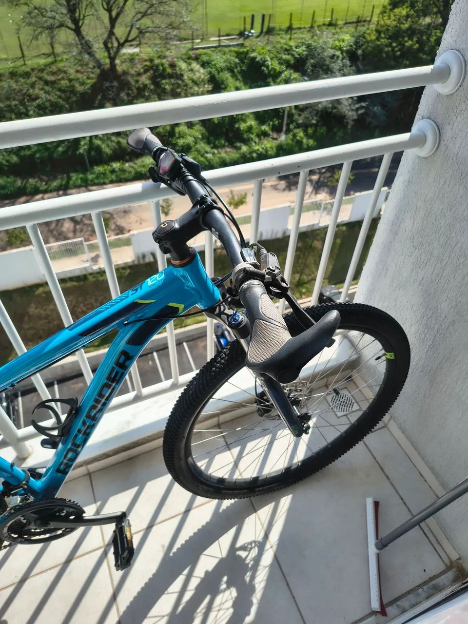 Bicicleta Rockrider ST120 - Foto 4
