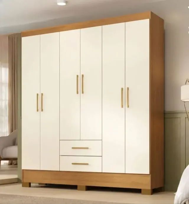 OFERTA Guarda roupa itapema  com 6 portas 2 gavetas 