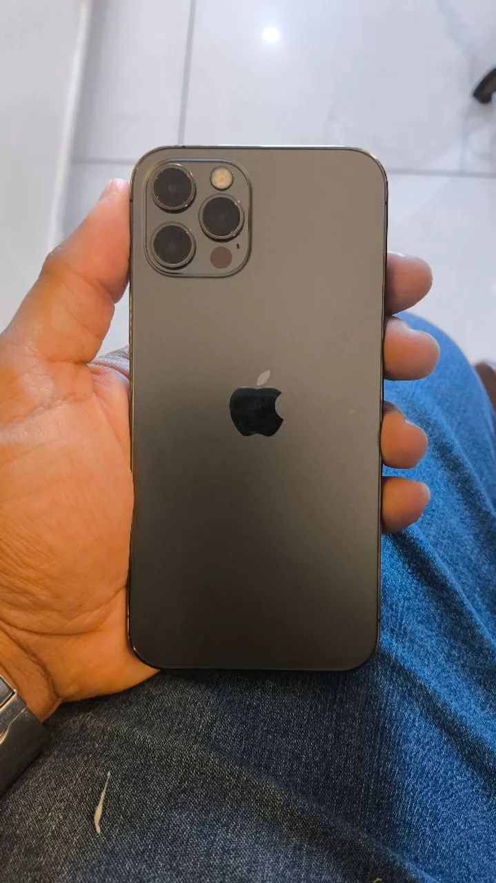 Troco iPhone 12 Pro 256gb zerado