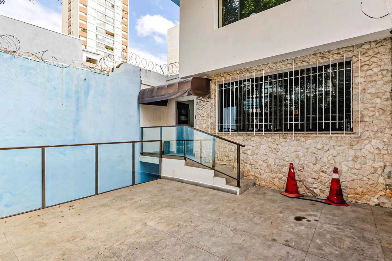 Casa comercial na Rua Cotoxó, 664  350 m² - Foto 2