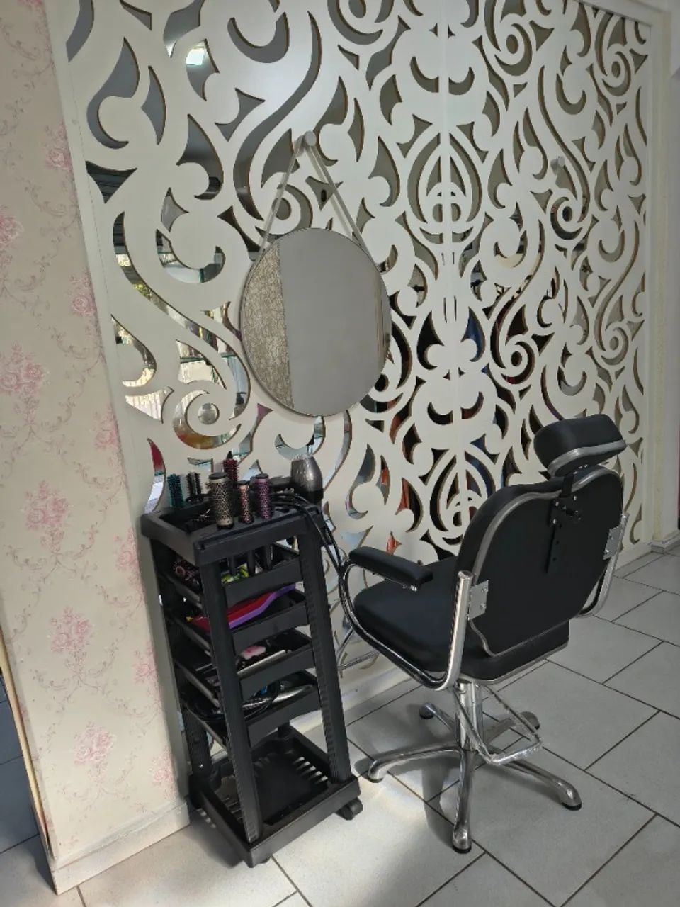 ? ESPAÇO DISPONÍVEL EM SALÃO DE BELEZA - CAPÃO RASO ? - Foto 3