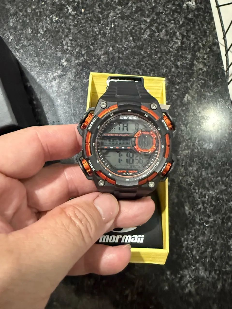 Relógio mormaii estilo gshock original zero sem uso