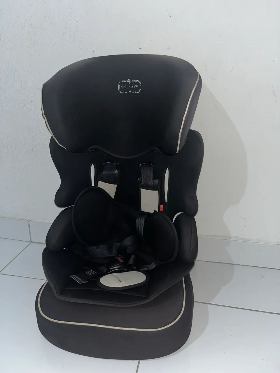 Vendo cadeirinha infantil para carro 2 em 1, assento elevação.  - Foto 4