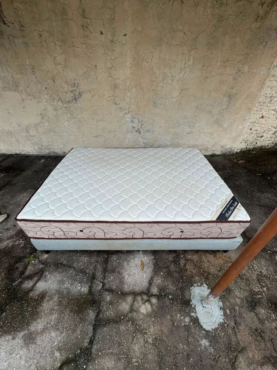 Cama casal completa otima