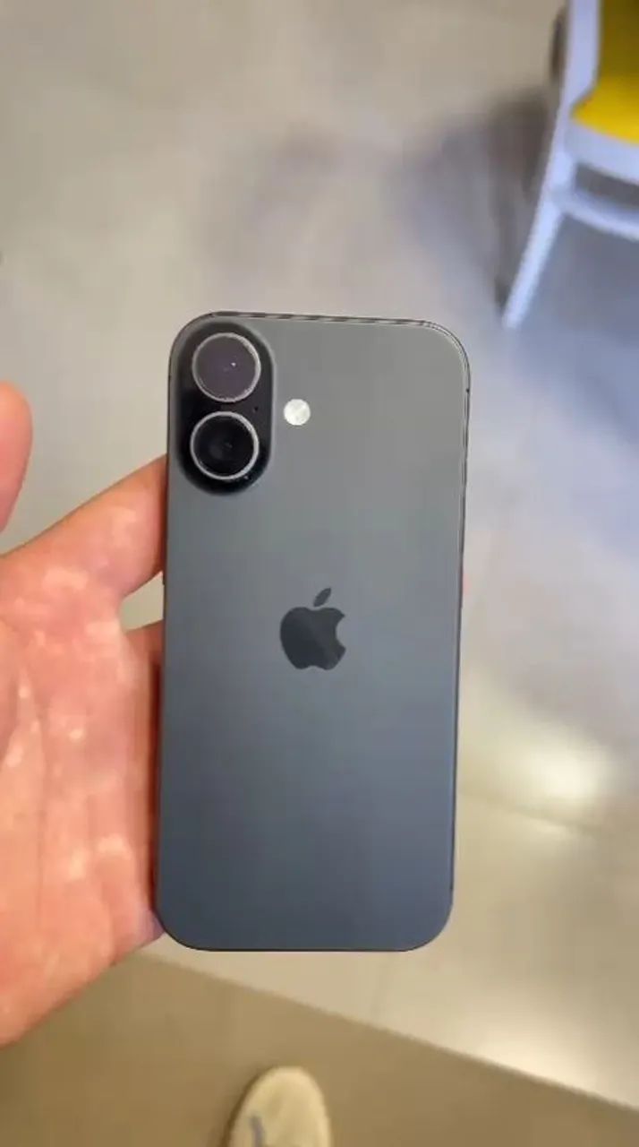 IPHONE 17 PRO SEMI NOVO DISPONÍVEL TODAS AS CORES 