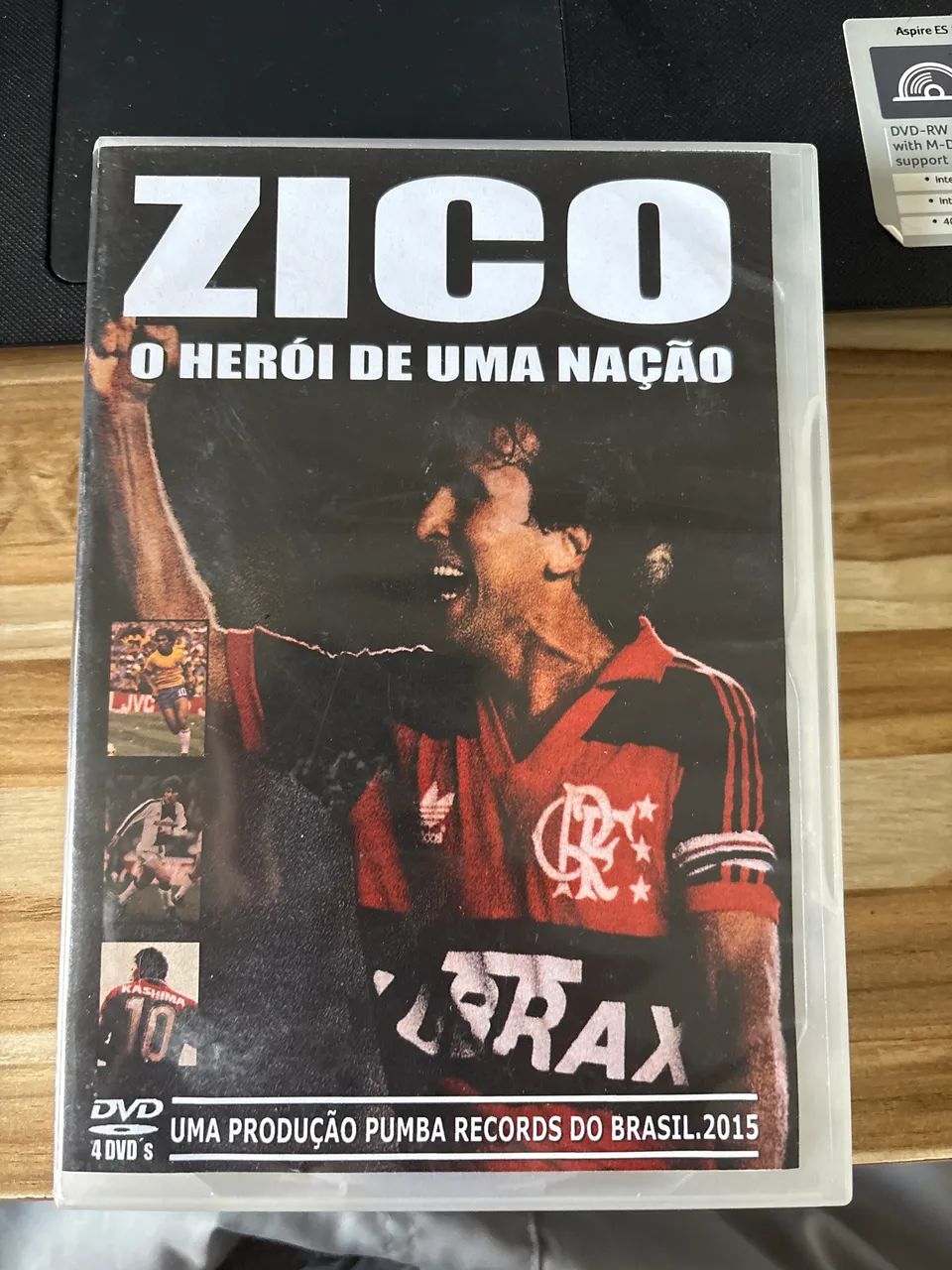 DVD assinado pelo Zico