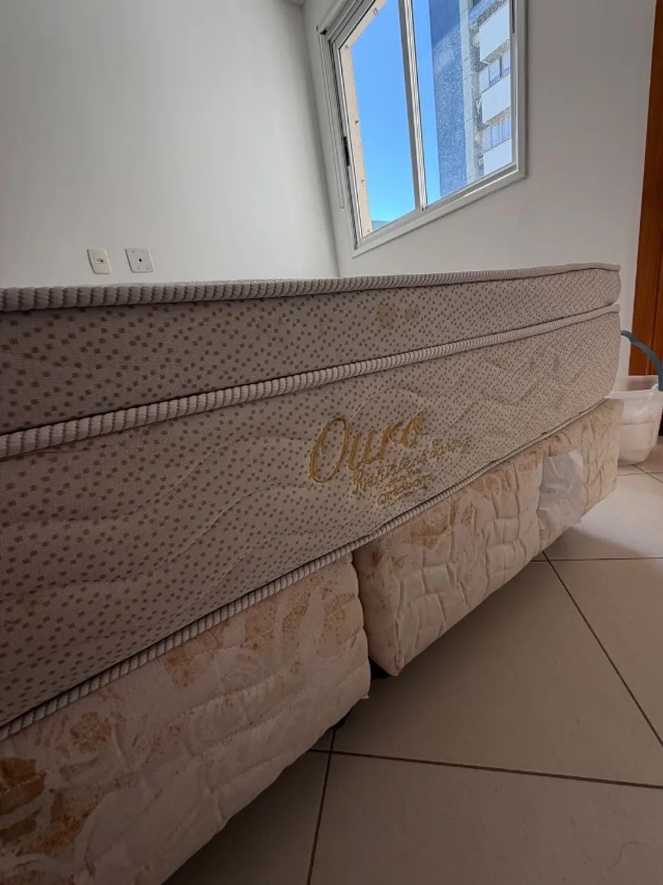 Cama Queen Ortobom Completa - Base + Colchão - Foto 2