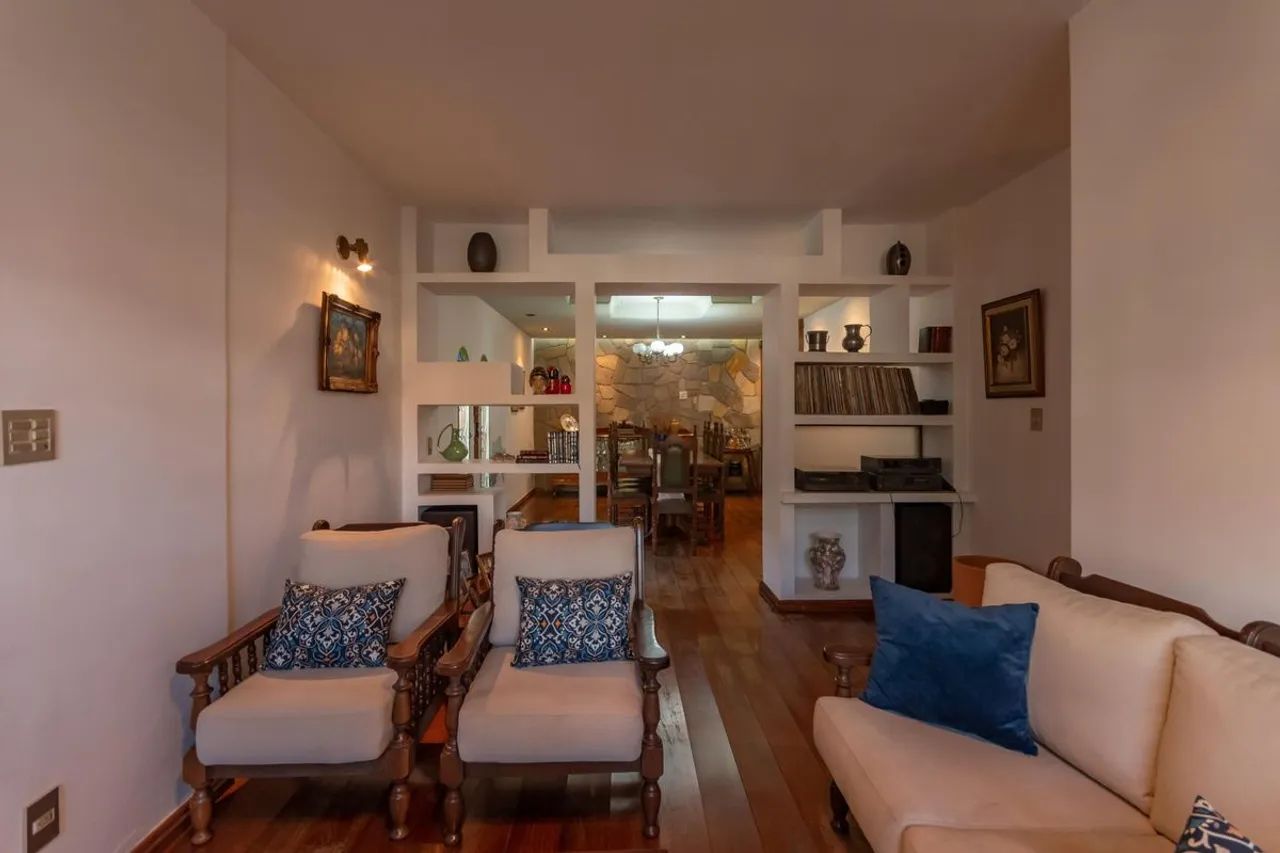 Casa à Venda - Alípio de Melo, 4 Quartos, 313 m2 - Foto 2