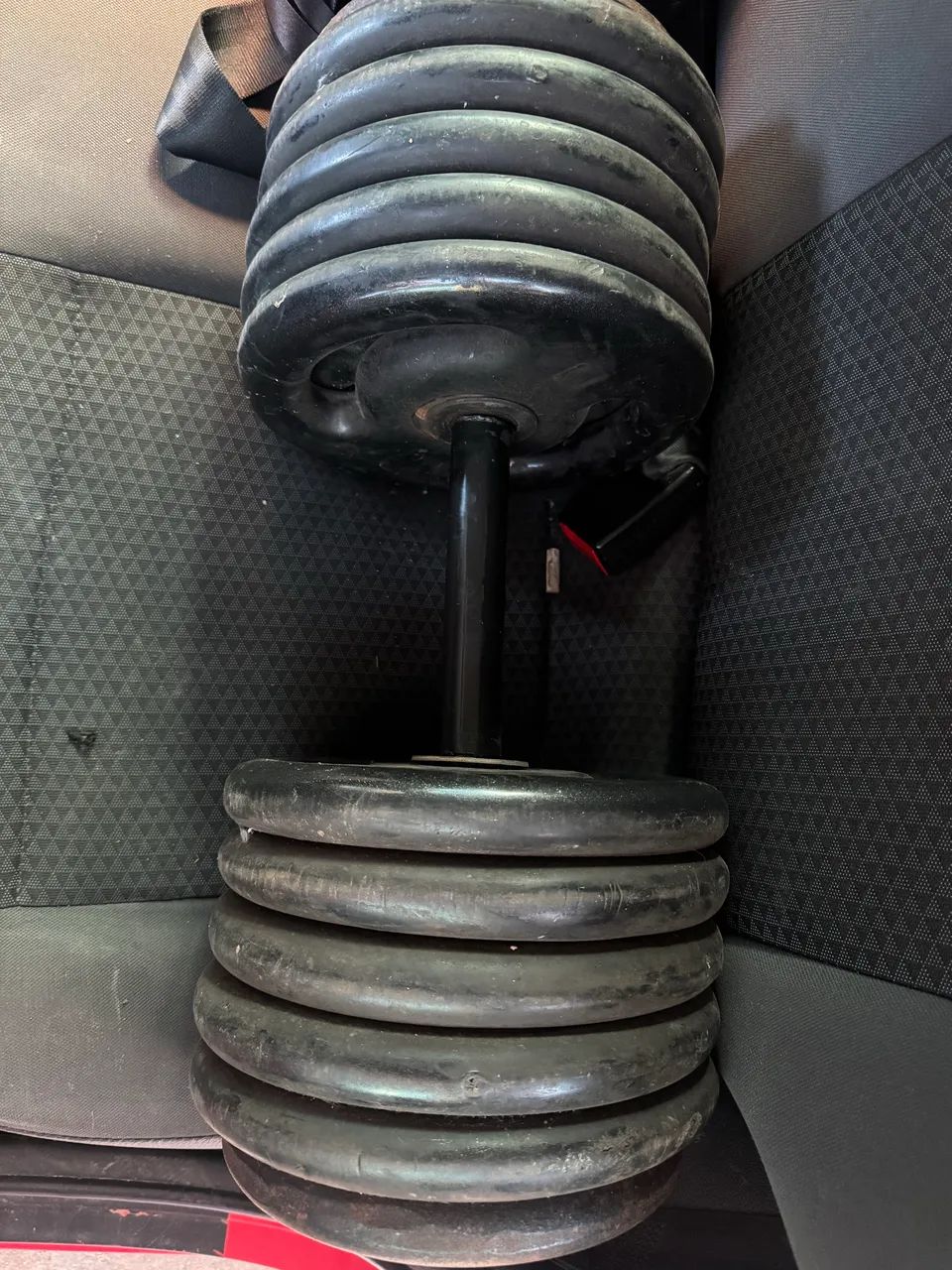 Vende-se par de halteres de 60kg cada.