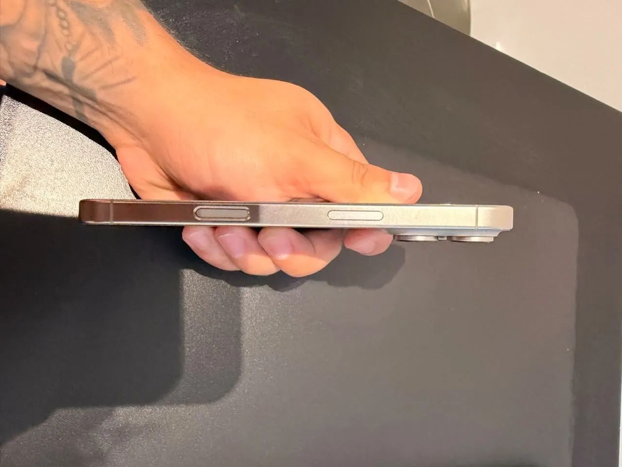IPHONE 16 PRO 128gb  - Foto 3