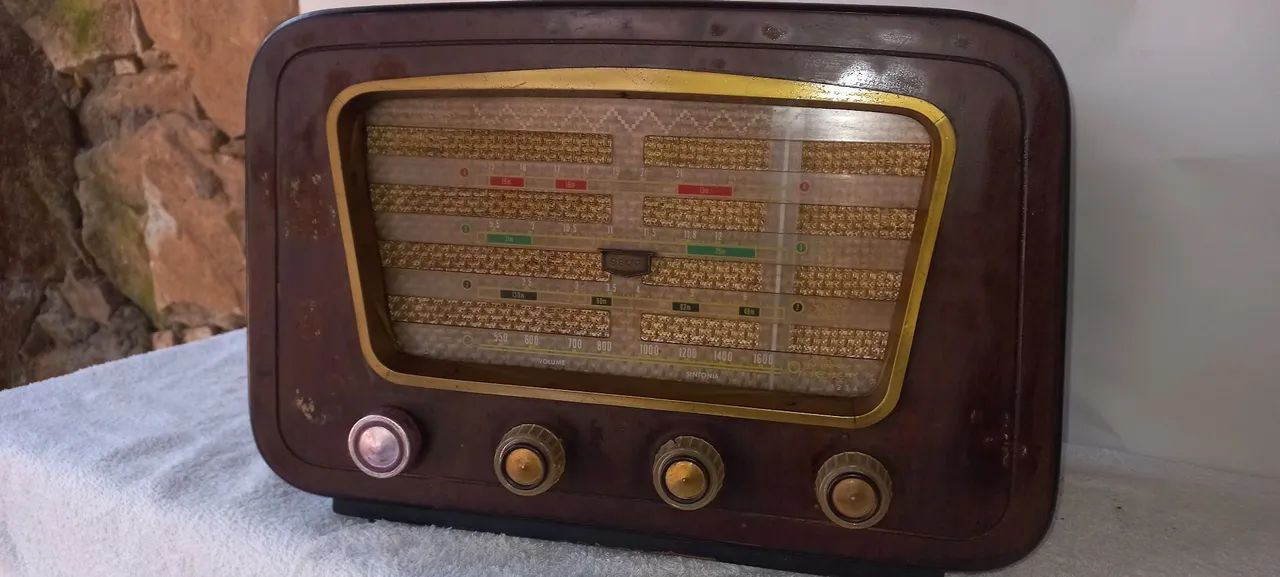 Radio antigo semp funcionando 