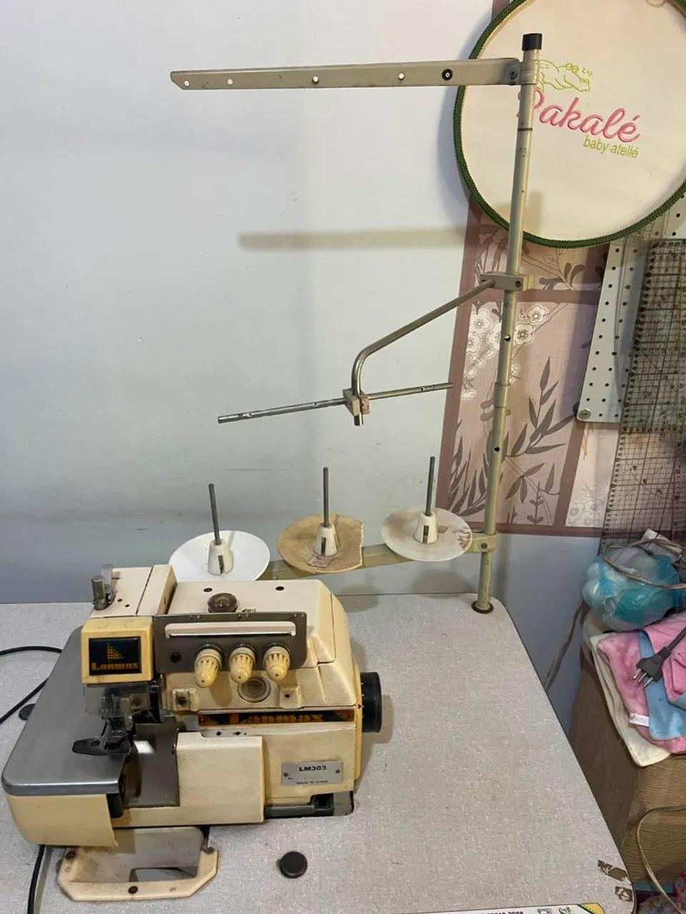 Máquina overloque  - Foto 2
