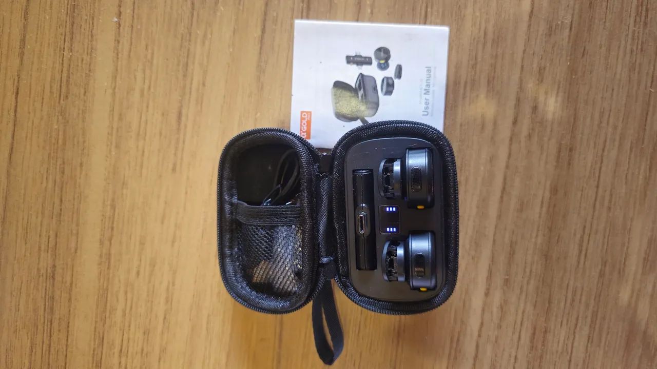 Vendo microfone A' Gold Pro Completo. Conectores USB - C e Lightning - Foto 2