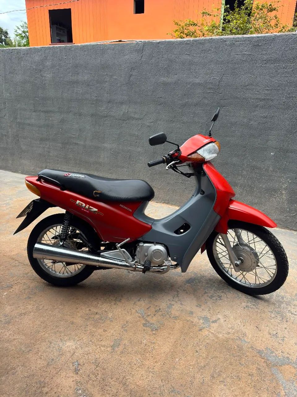 Biz 2004 R$5.500