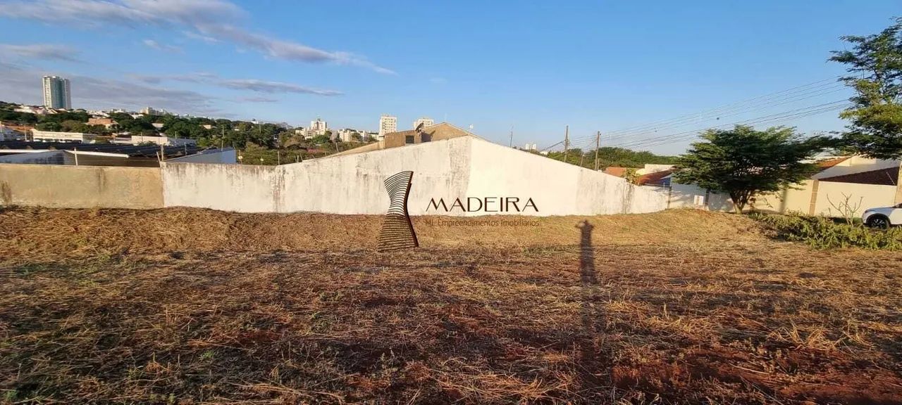 Terreno à Venda em Recanto dos Magnatas, Maringá - PR - Foto 2