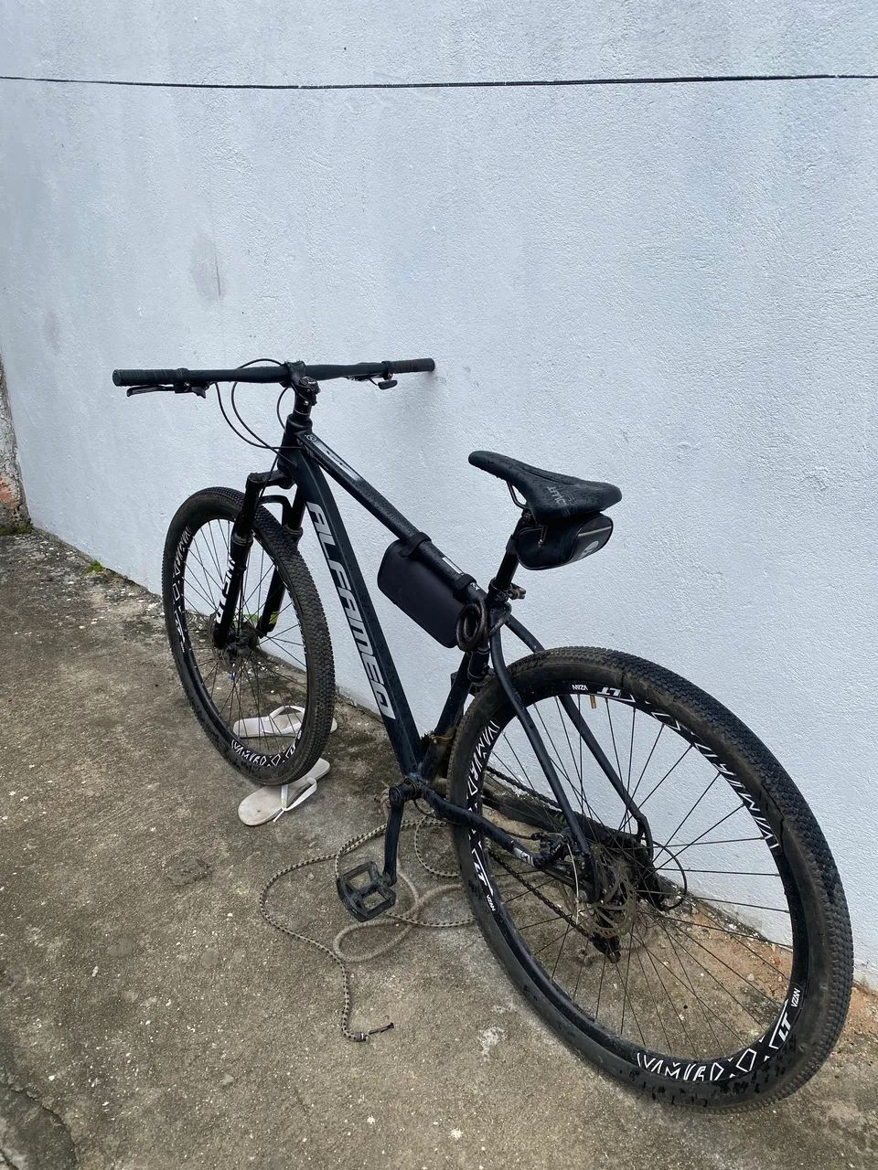 ? Bicicleta Aro 29 - Excelente estado! - Foto 2