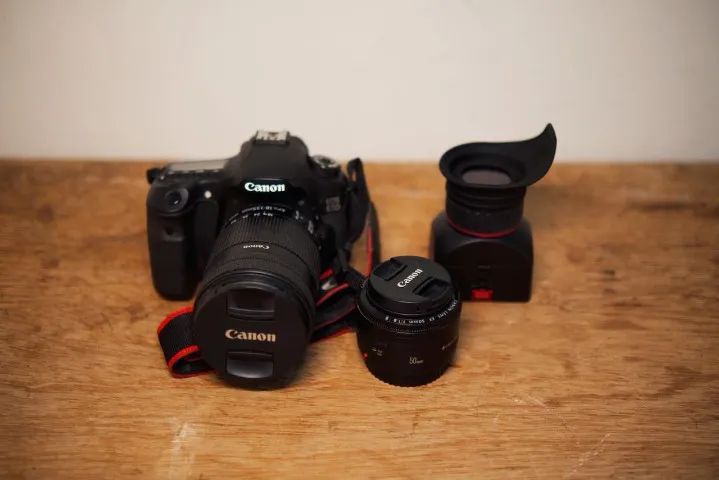 Câmera Canon EOS 60D | 16.447 mil cliques 