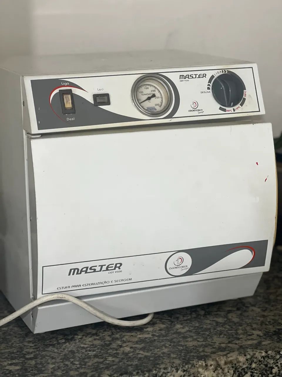 Esterelizador de alicates,pinças e outros.