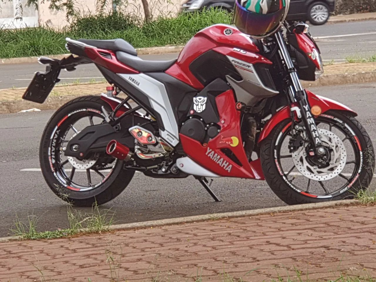 Fz25 2019 conservada