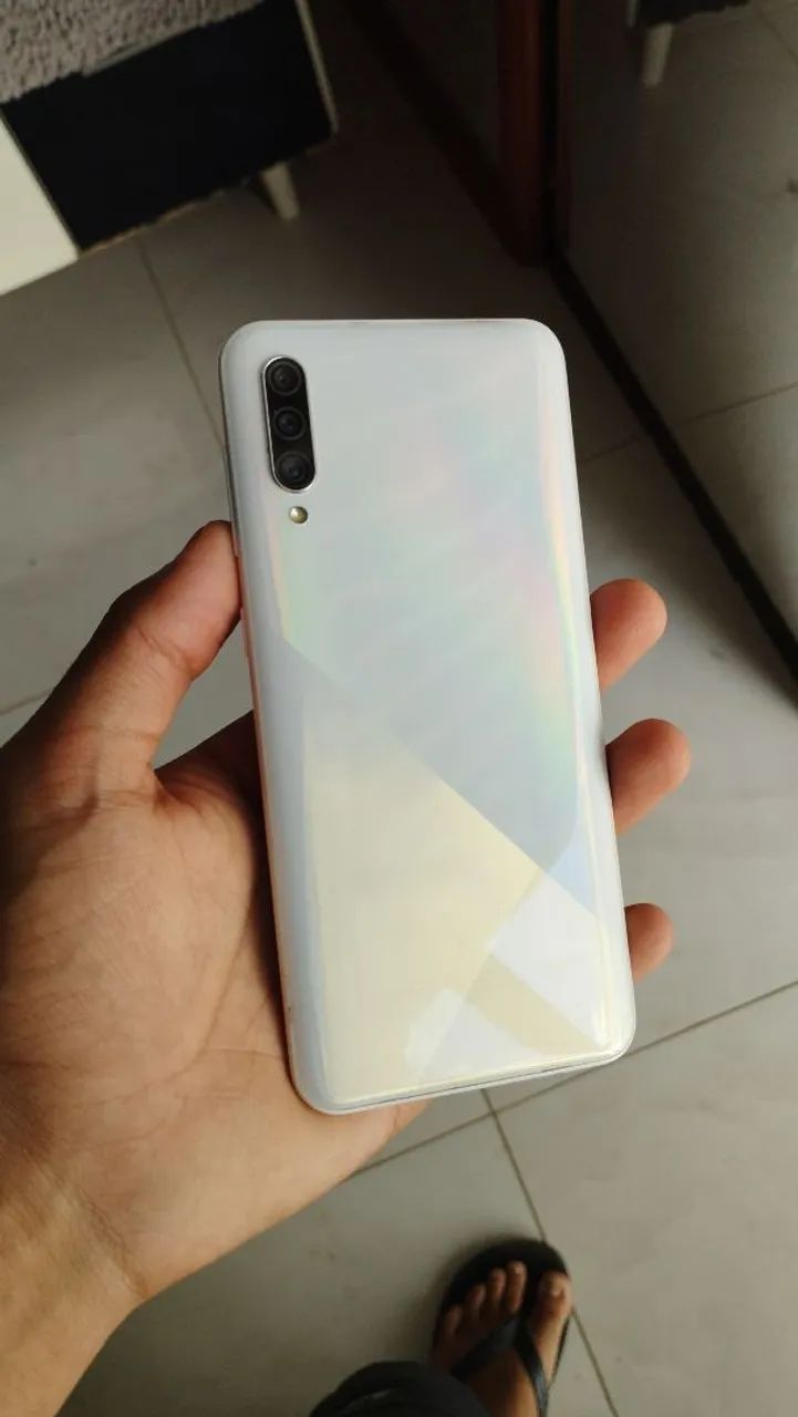Celular Samsung A30s 64gb muito conservado - Foto 2