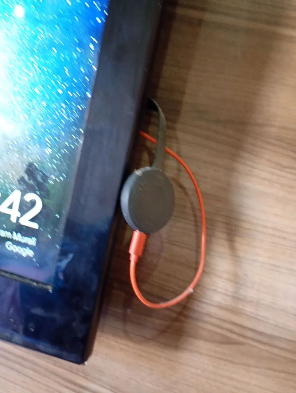 Televisor Samsung 32 polegadas vai com o suporte de parede  - Foto 2