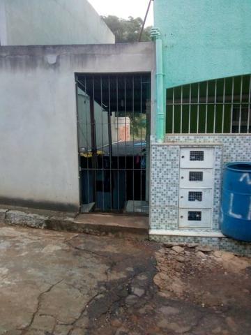 Vendo este prédio com 5 moradias. No Bairro Aeroporto, Cachoeiro do Itapemirim/ES - Foto 4