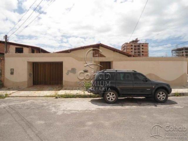 Casa no bairro coroa do meio