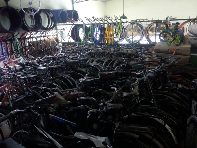 Bicicletas Antigas e Peças usadas - Foto 3