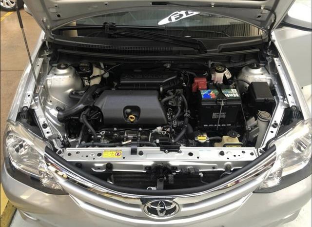 Etios sedan 1.5 2014 - Foto 14