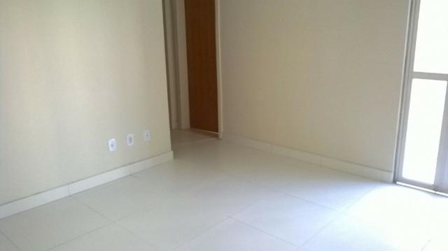 Apê com 2/4 e Varanda no Doce Lar, POR 110 MIL - Foto 5